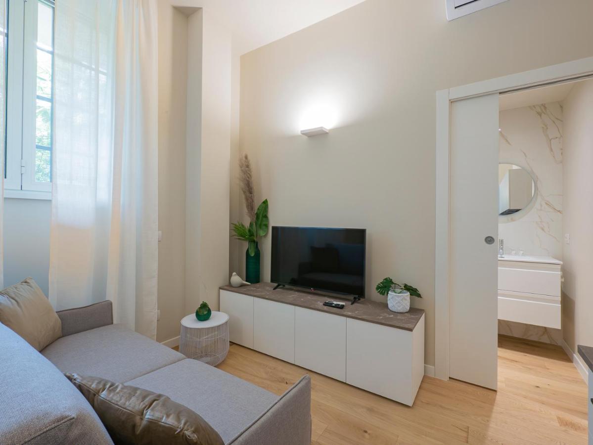 I Host Apartment - Ranzoni 1 Milan Bagian luar foto